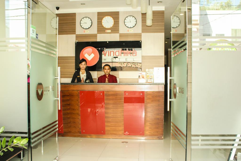 Vindhika Hotel Makassar Extérieur photo