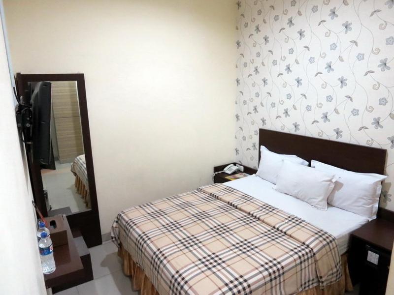 Vindhika Hotel Makassar Extérieur photo